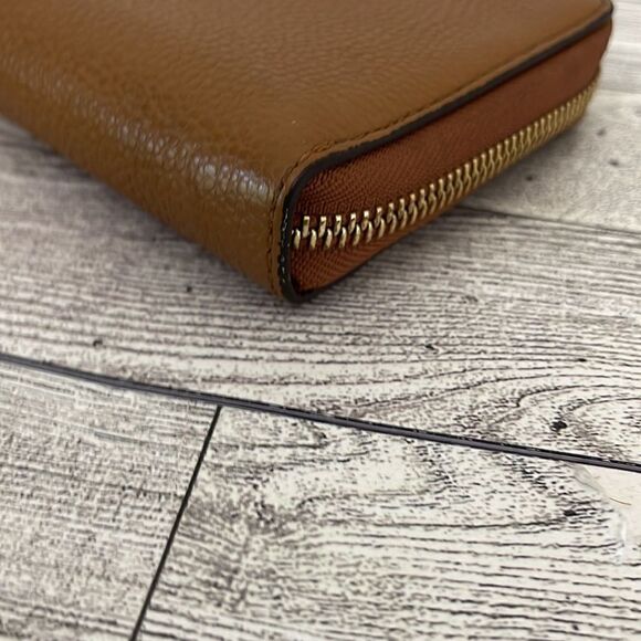 Michael Kors Continental Leather Tan Large Wallet - Picture 6 of 16